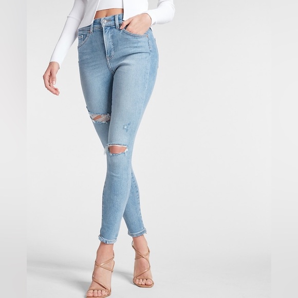 NWT Express High Waisted Light Wash Ripped Skinny Jeans 14 Short - Picture 3 of 10